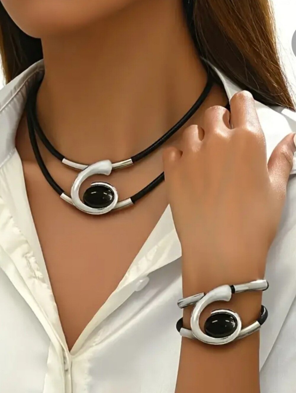 ONYX BLACK GEOMETRIC 2 PC JEWELRY SET BRACELET &NECKLACE